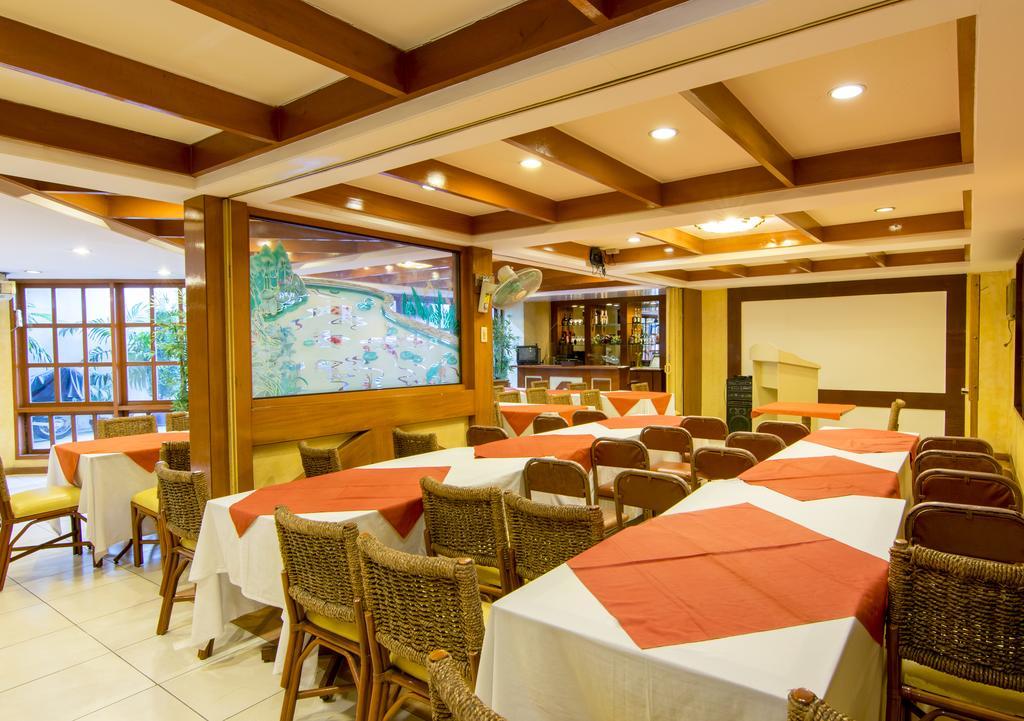 The Manor Hotel Davao Exterior foto